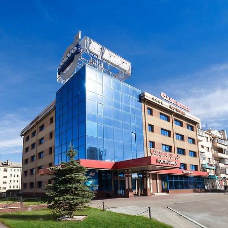 Slavyanka Hotel Tjeljabinsk Exteriör bild